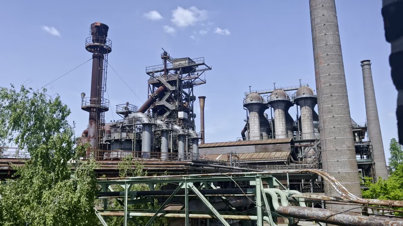 Fascinating Shot Of Exciting Industrial Structures With Pipes Pillars