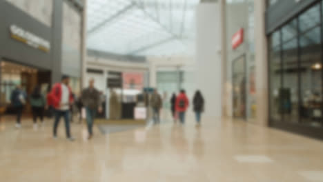 Defocused-Shot-Of-Shoppers-In-The-Bullring-Shopping-Centre-In-Birmingham-UK