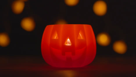 Jack-o-lantern-De-Calabaza-De-Halloween-Con-Vela-Hecha-De-Calabaza-Tallada-Con-Luces-1