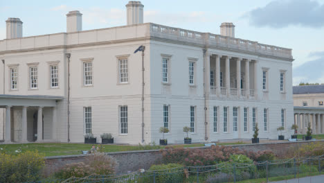 Exterior-Del-Antiguo-Royal-Naval-College-En-Greenwich-Park,-Londres,-Gran-Bretaña.