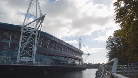 Exterior-Del-Estadio-Deportivo-Del-Principado-En-Cardiff-Gales-4