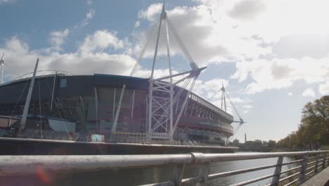 Exterior-Del-Estadio-Deportivo-Del-Principado-En-Cardiff-Gales-7