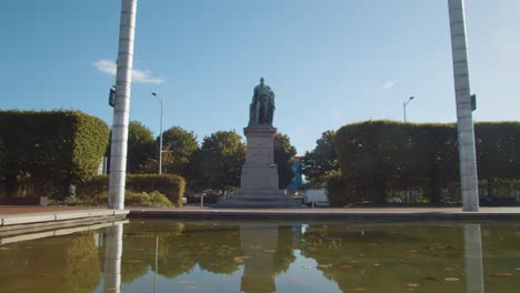 Estatua-Del-Marqués-De-Bute-En-Callaghan-Square-Cardiff-Gales-1