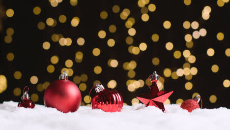 Fondo-De-Navidad-Con-Adornos-De-árboles-De-Nieve-Y-Luces-De-árboles-En-Segundo-Plano