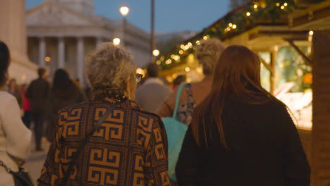 Christmas-Market-Outside-National-Gallery-In-Trafalgar-Square-London-UK-4