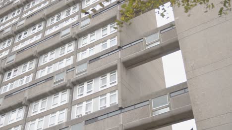 Close-Up-Of-Inner-City-High-Rise-Tower-Block-In-London-UK-1