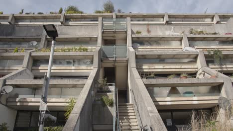 Inner-City-Housing-Development-In-Tower-Hamlets-London-UK-18