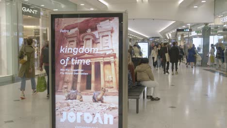 Shopping-Mall-In-Canary-Wharf-Underground-Station-London-UK-1