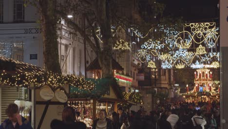 Christmas-Lights-Above-Shops-In-New-Street-In-Birmingham-UK-At-Night-1