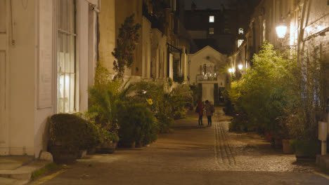 Exclusive-Luxury-Mews-Housing-In-Belgravia-London-At-Night