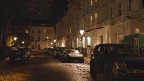 Exclusive-Luxury-Housing-In-Belgrave-Square-London-At-Night-2