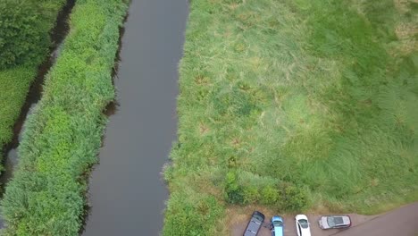 Vista-Aérea-De-Las-Marismas-De-La-Nutria-De-Río