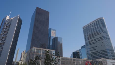 Rascacielos-En-El-Distrito-De-Negocios-De-La-Défense-De-París-Francia