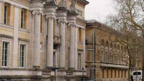 Exterior-Of-Ashmolean-Museum-In-City-Centre-Of-Oxford