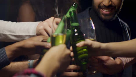 Group-of-Friends-Toasting-Drinks