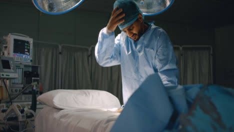 Disappointed-Surgeon-Alone-After-Surgery