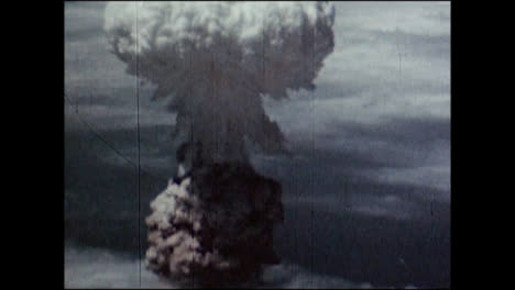 1945-Atombombenexplosion-In-Nagasaki-05