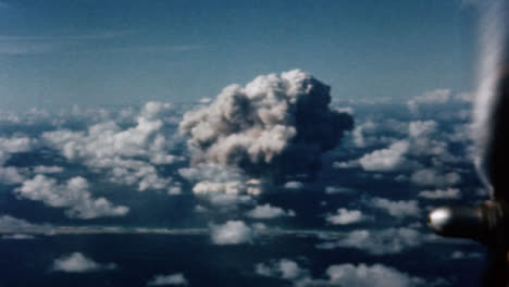 Bomba-Atómica-De-Baker-De-1946-Durante-La-Operación-Crossroads-At-Bikini-Atoll-002