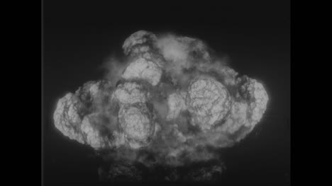 Archive-Clip-of-Nuclear-Bomb-Explosión-06