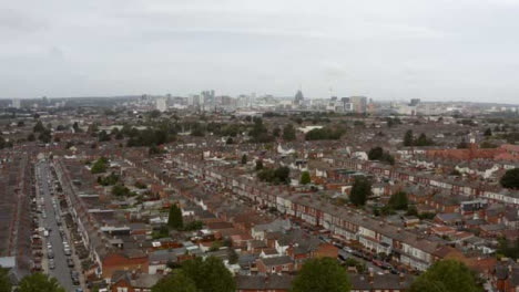 Drone-Shot-Flying-Over-Housing-Estate-In-Birmingham,-England-02