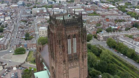 Drohnenschuss-Im-Orbit-Der-Kathedrale-Von-Liverpool-06