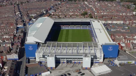 Drohnenschuss-Zieht-In-Richtung-Goodison-Park-Stadium-01