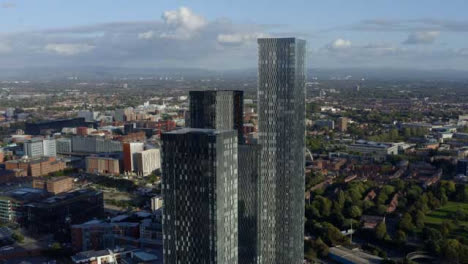Drone-Shot-Approaching-Manchester-Skyscrapers-02