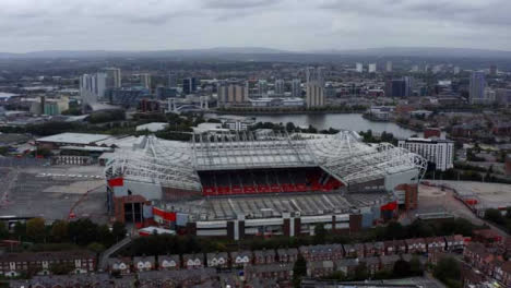 Drone-Shot-Orbitando-Old-Trafford-Stadium-02