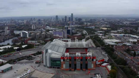 Disparo-De-Dron-Orbitando-El-Estadio-Old-Trafford-04