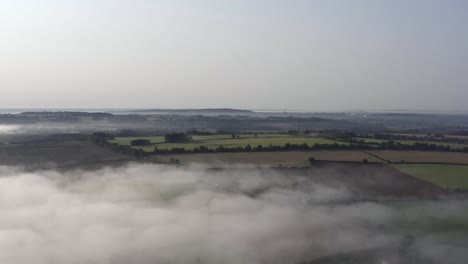 Drohnenschuss-Umkreist-Die-Skyline-Von-Oxfordshire