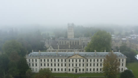 Drone-Shot-Pulling-Away-From-Buildings-In-Misty-Oxford-05