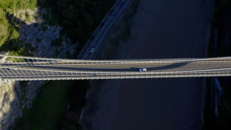 Overhead-Drohne-Schuss-über-Die-Clifton-Suspension-Bridge