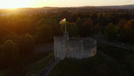Drone-Shot-Orbiting-Cardiff-Castle-04