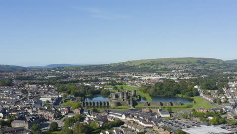 Drone-Shot-Orbiting-Caerphilly-Castle-08