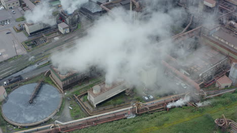 Disparo-De-Drone-Alejándose-De-La-Planta-De-Fabricación-De-Acero-De-Port-Talbot-01