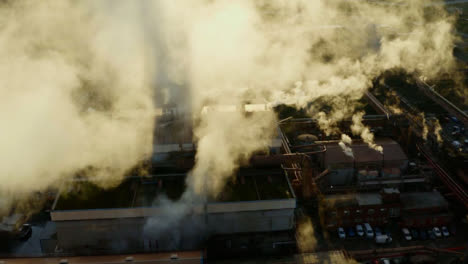 Drone-Shot-Orbitando-La-Planta-De-Fabricación-De-Acero-En-Port-Talbot-07