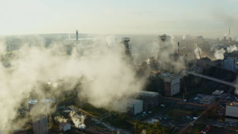 Drone-Shot-Orbitando-Puerto-Talbots-Planta-De-Fabricación-De-Acero-Versión-Corta-2-De-2