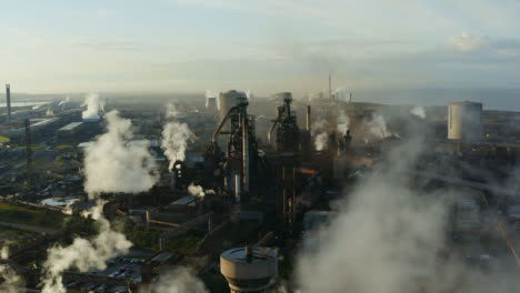 Drone-Shot-Orbital-Planta-De-Fabricación-De-Acero-En-Port-Talbot-12