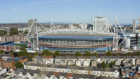 Drohnenschuss-Vom-Fürstentumsstadion-Wegziehen