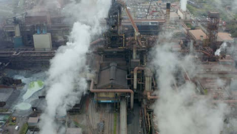 Drohnenschuss-Vom-Stahlwerk-Port-Talbot-Wegziehen-06