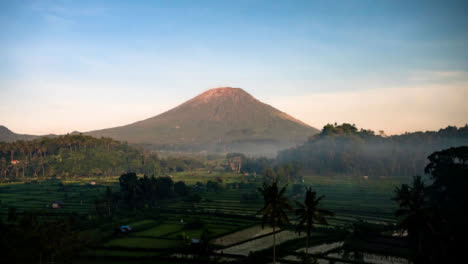 Time-Lapse-of-Mount-Agung-Volcano-