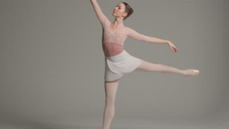 Zoom-Shot-of-Ballet-Dancer-Dancing