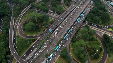 Drohnenschuss-über-Dem-Autobahnkreuz-Semanggi-In-Jakarta