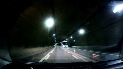 Speed-motion-in-road-tunnel