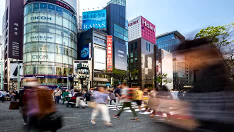 TOKYO,JAPAN-Pedestrians-walking-and-shopping-at-Ginza-district.