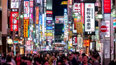 Tokyo-Japan-time-lapse-4K,-night-timelapse-of-tourist-walking-at-Shinjuku-Kabukicho-Street