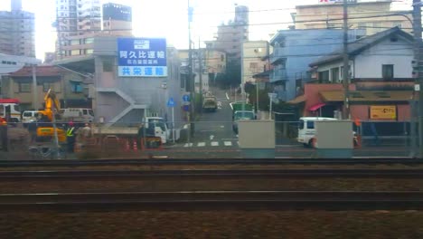 Japón-ciudad-vista-de-lado-del-tren-de-Japón