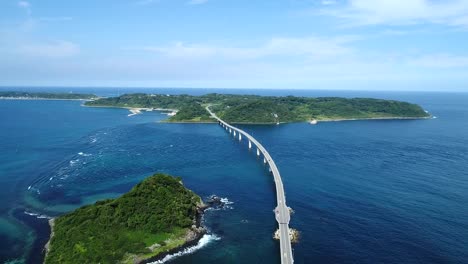 paisaje-del-puente-de-Tsunoshima-en-Japón