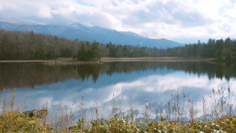 Shiretoko-fünf-Seen,-Shiretoko-Goko-in-Shiretoko-Nationalpark,-Hokkaido,-Japan,-gefilmt-in-4K