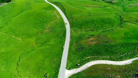 Landschaft-des-Aso-in-Japan